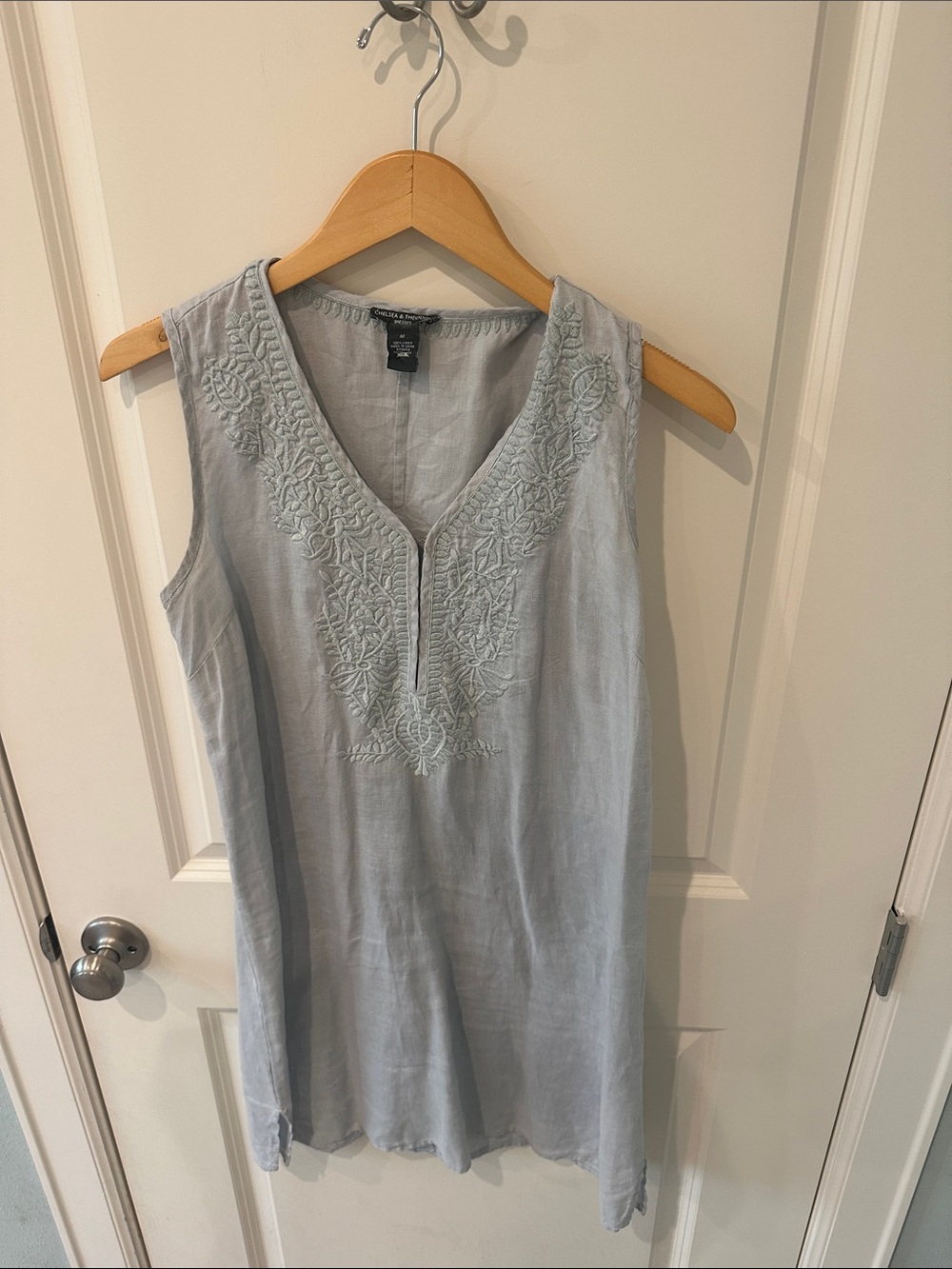 Chelsea & Theodore Light Blue Embroidered Sleeveless Midi Dress